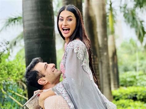 eijaz khan girlfriend|Eijaz Khan and Pavitra Punia are engaged, see Eijaz’s proposal .